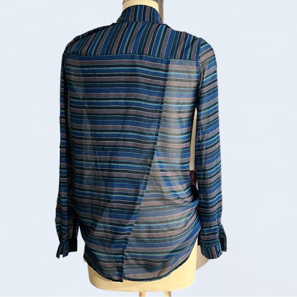 Cabi Alex Lightweight Split-Back Button Up Shirt,… - image 4